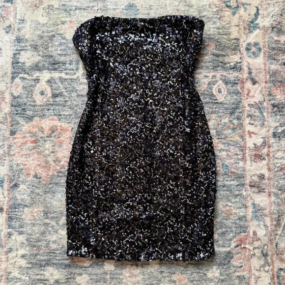 Y2K Sequined Strapless Mini Dress - Picture 1 of 3